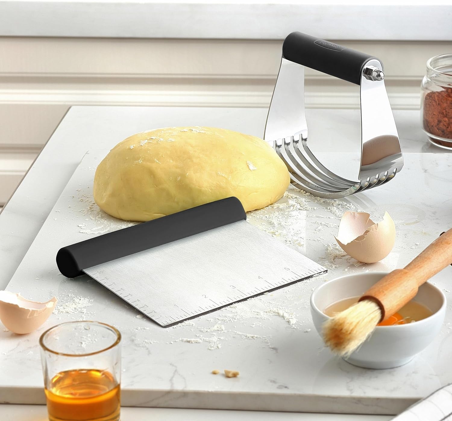 - Dough Blender and Pastry Cutter, Stainless Steel Nut, Pie, Pastry and Dough Cutter and Scraper, Multipurpose Baking Tools with Soft Grip Handles, Black
