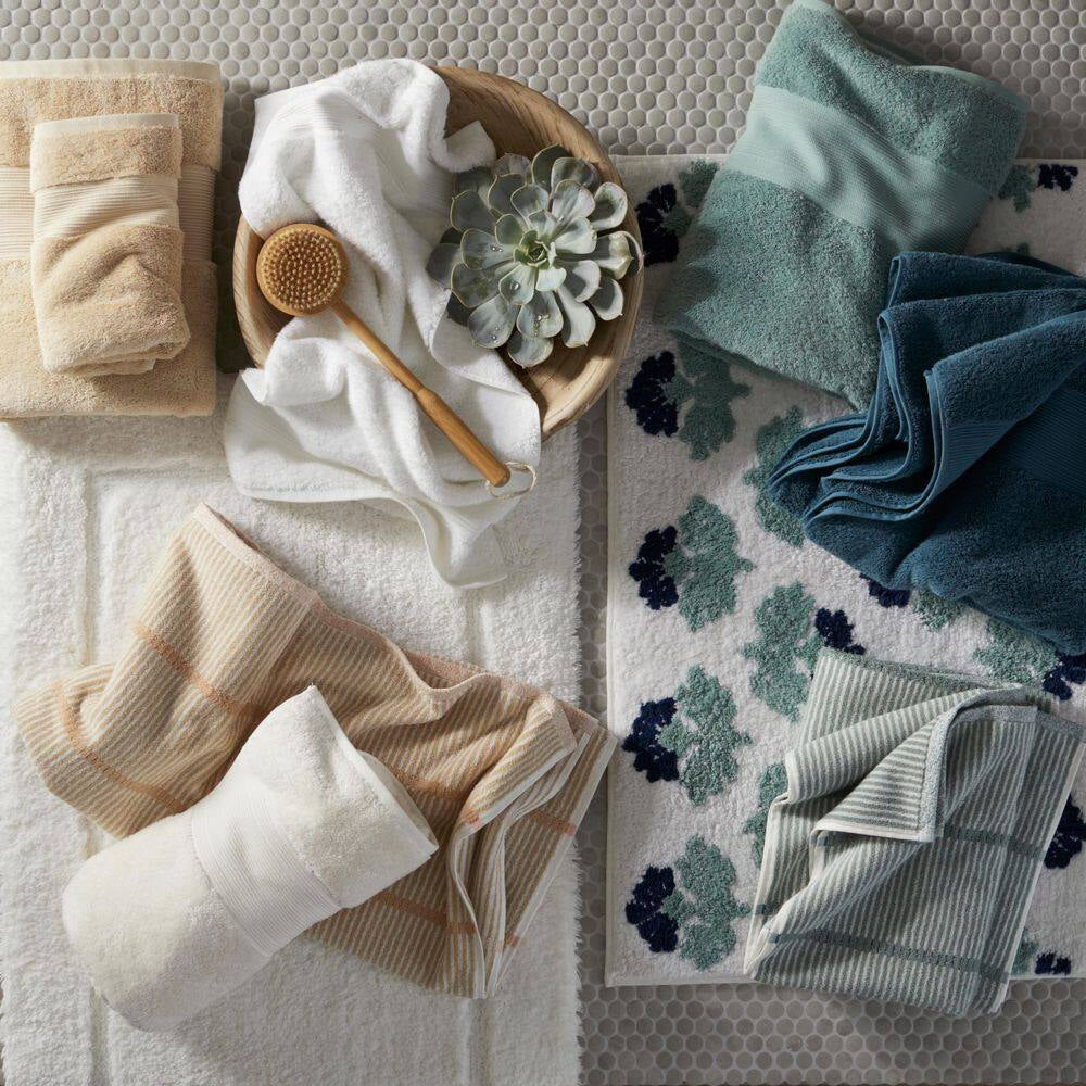 Legends Regal Butterscotch Solid Egyptian Cotton Bath Towel